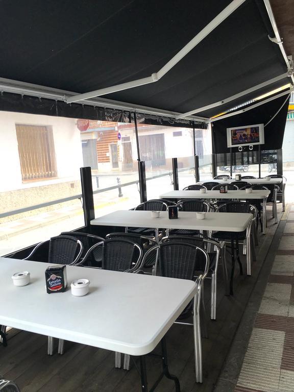 Hostal Los Manos Blanes Exterior photo