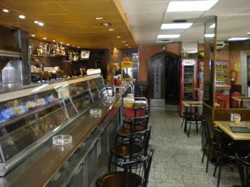 Hostal Los Manos Blanes Exterior photo
